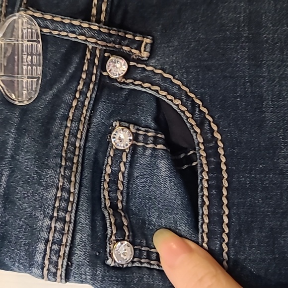 Apt. 9 bedazzled jeans size 14 - Picture 3 of 9